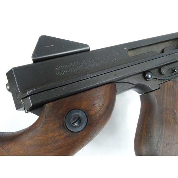 Pistolet Thompson M1A1 kal.45 ACP Semi - Auto